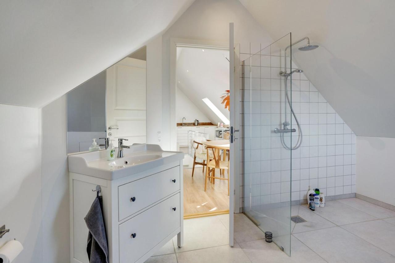 Bath Tub Penthouse In The City Aalborg Exterior foto
